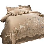 ensemble literie classique broderie dorée motifs floraux beige rouge violet bleu vert