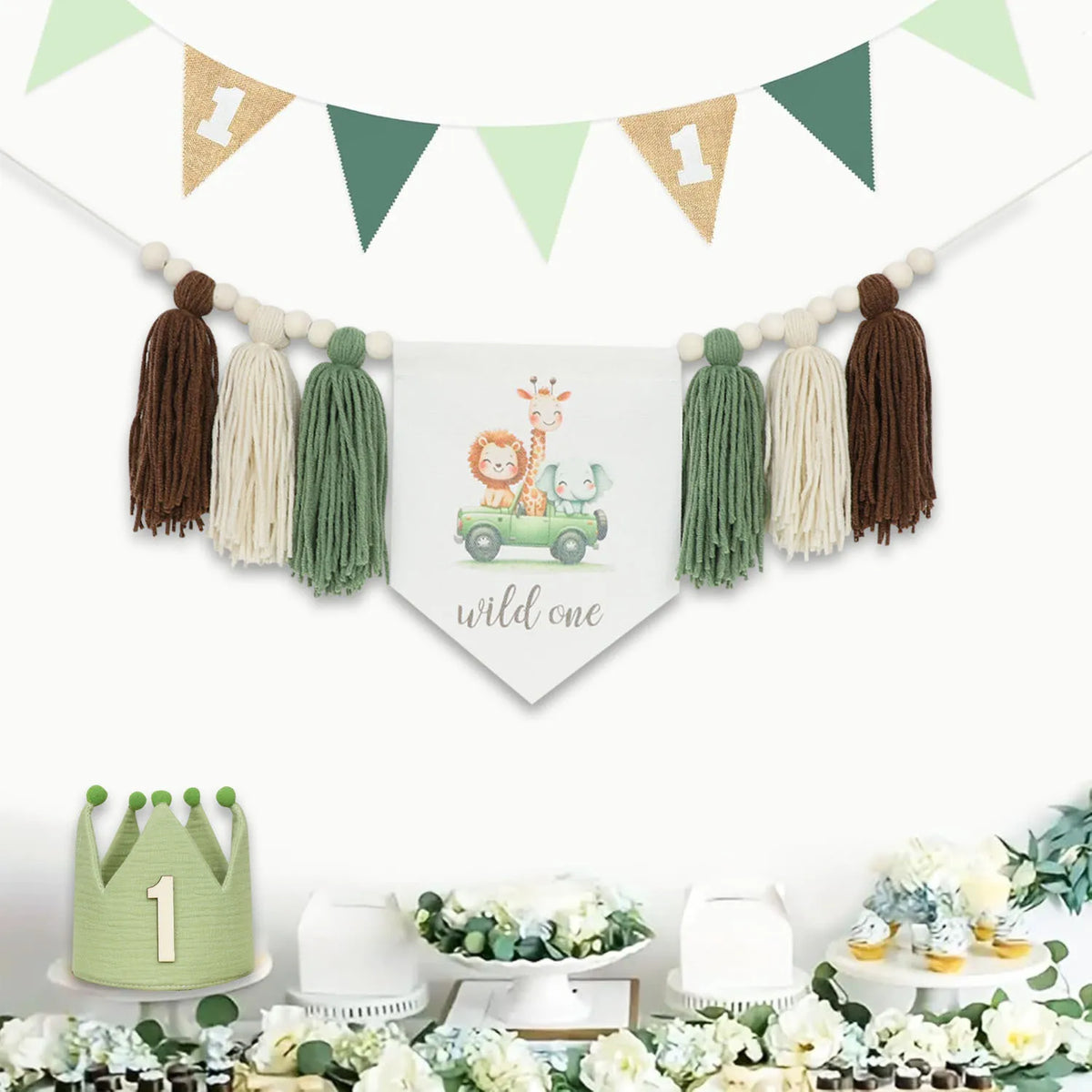 guirlande vert pompons animaux couronne décoration enfant moderne chambre bébé anniversaire festif