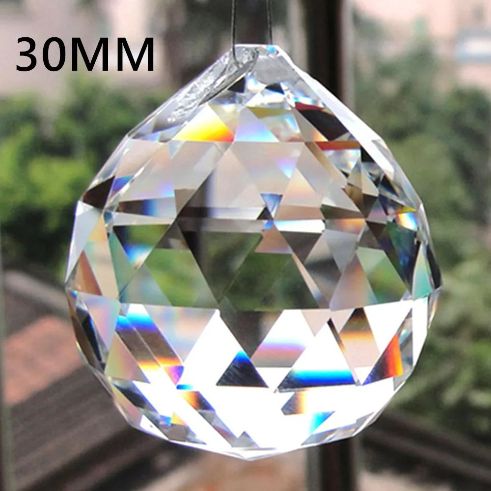 boule cristal transparente facettée décorative attrape soleil prisme arc ciel suspension maison