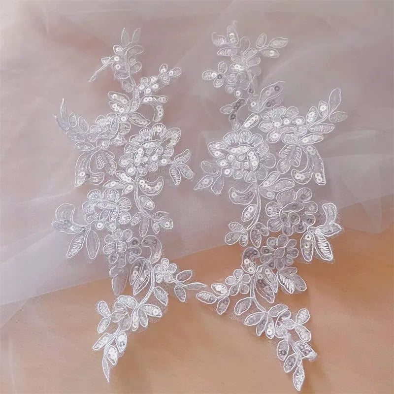 appliques decoratives brodees sequins floral violet blanc or rose bleu vert rouge noir
