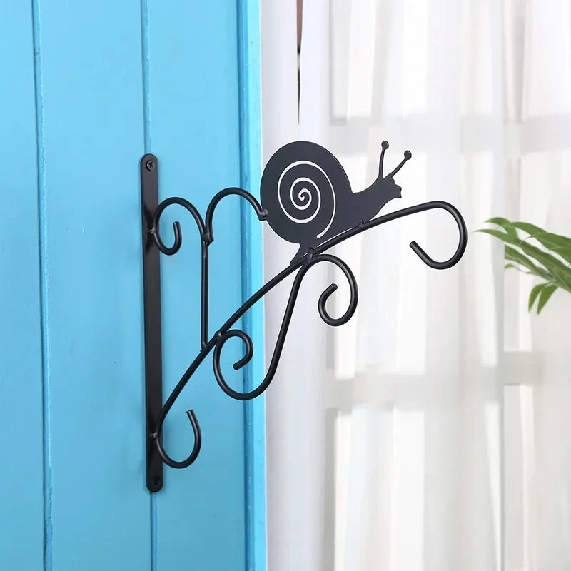 support mural suspendu plantes paniers artisanal vintage vis fixations noires motifs végétaux oiseaux fées