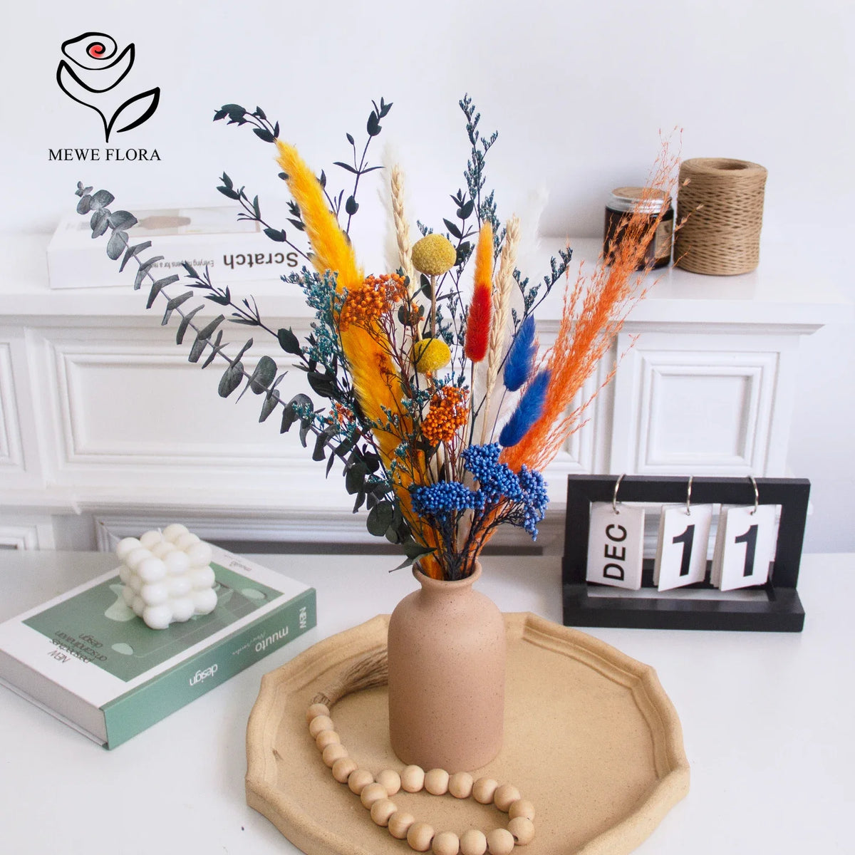 Bouquet fleurs séchées naturel plumes orange bleu blanc marron vert décoration intérieure anniversaire mariage