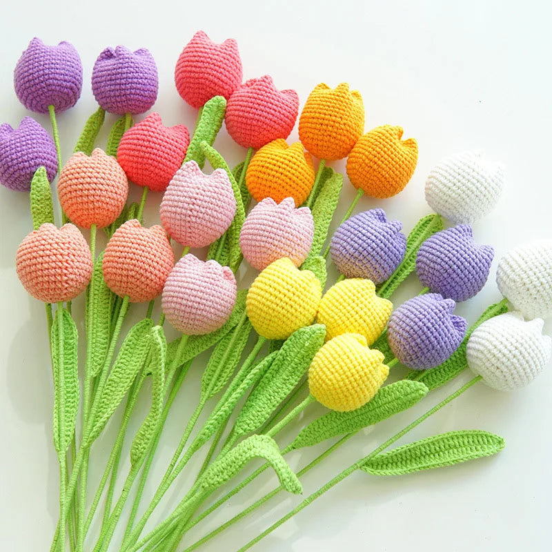 fleurs artificielles tricotées tulipes variées rose violet orange jaune blanchestre artisanale intérieurDecoration
