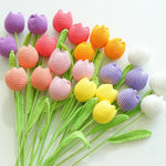 fleurs artificielles tricotées tulipes variées rose violet orange jaune blanchestre artisanale intérieurDecoration