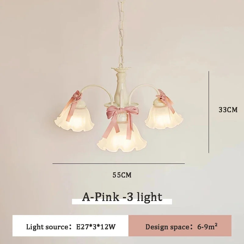 chandelier suspension vert pâle rubans roses abat jour translucides chambre enfant romantique