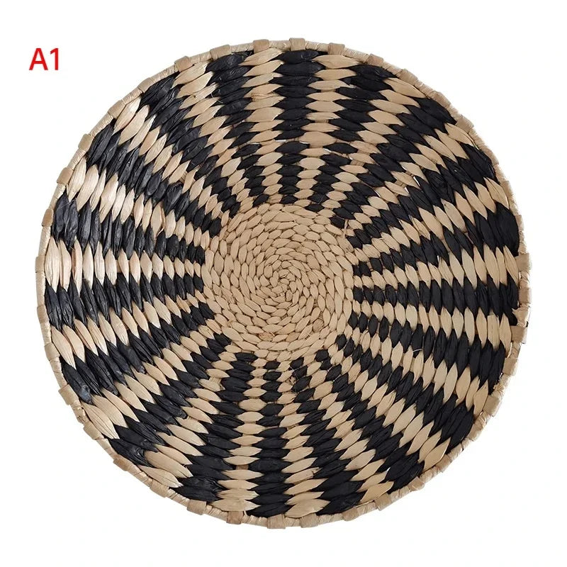 assiette murale décorative tissée artisanale motif ethnique beige noir orange blanc marocain