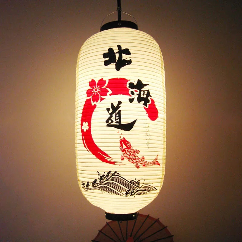 lanterne japonaise traditionnelle blanc noir rouge bleu vert paysages symboles lettrage extérieur festive