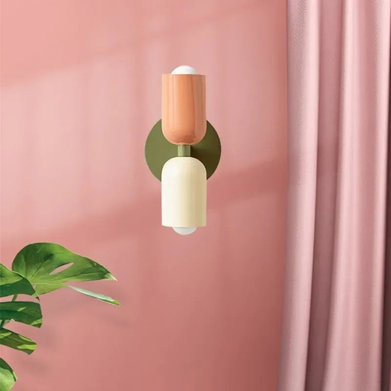 lampe murale moderne rouge vert olive beige deux sources LED flux 60 249V 90