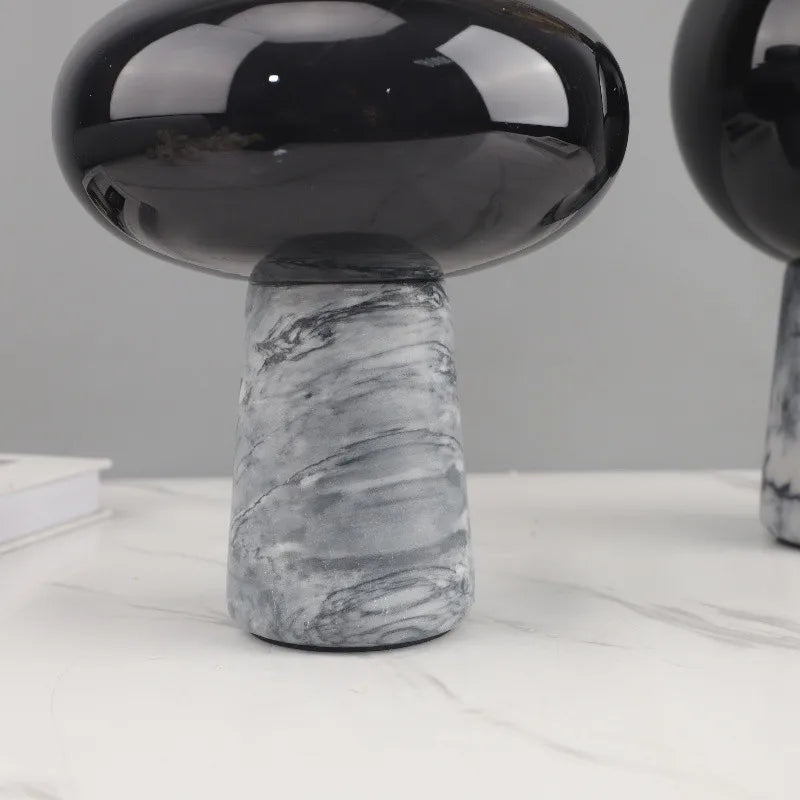 vases décoratifs modernes verre marbré noir gris opaques fleurs séchées arrangement hydroponique table minimaliste