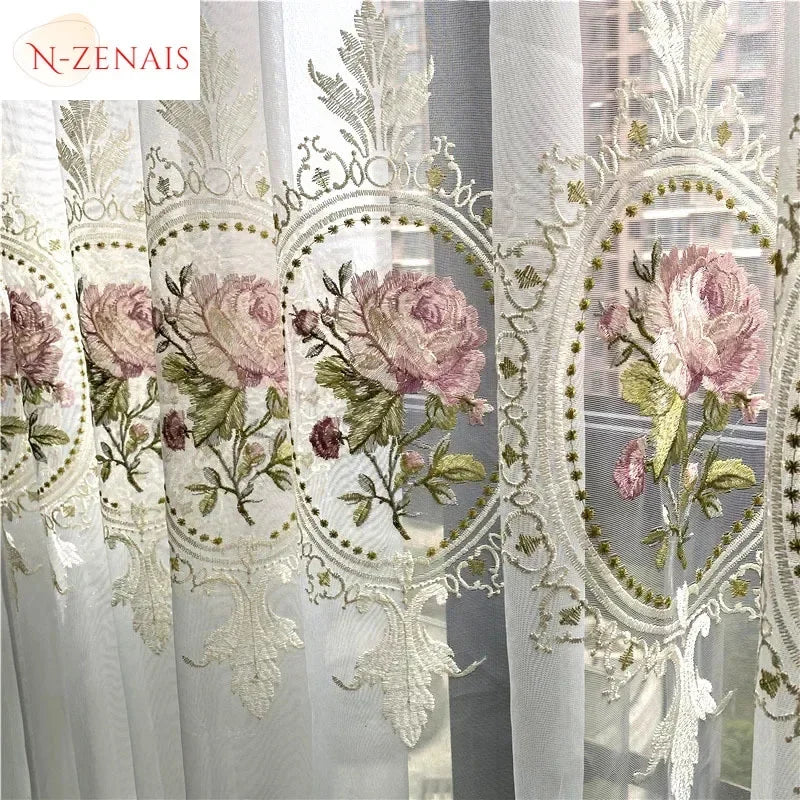 rideau tulle brodé fleurs transparent blanc rose vert élégant classique chambre salon