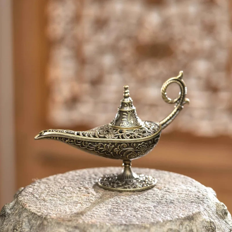 lampe huile bronze ornements floraux ancien oriental décoratif gravures