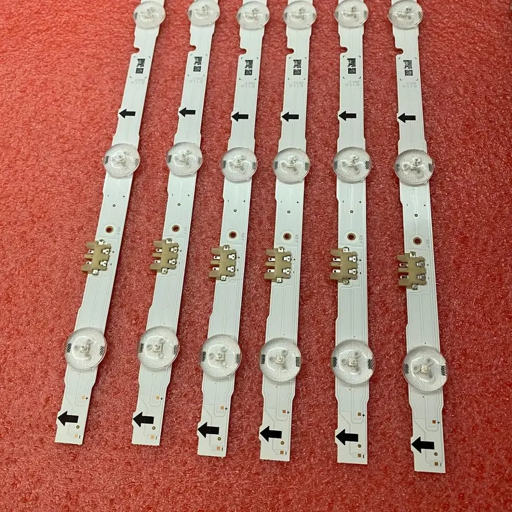 bande lumineuse led blanche transparentes modernes connecteurs boutons flèches