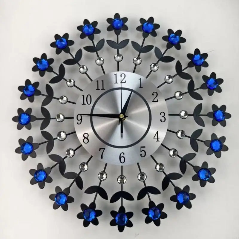 horloge murale moderne fleurs bleues noir argent acrylique métal opaquet fixée sans tic tac