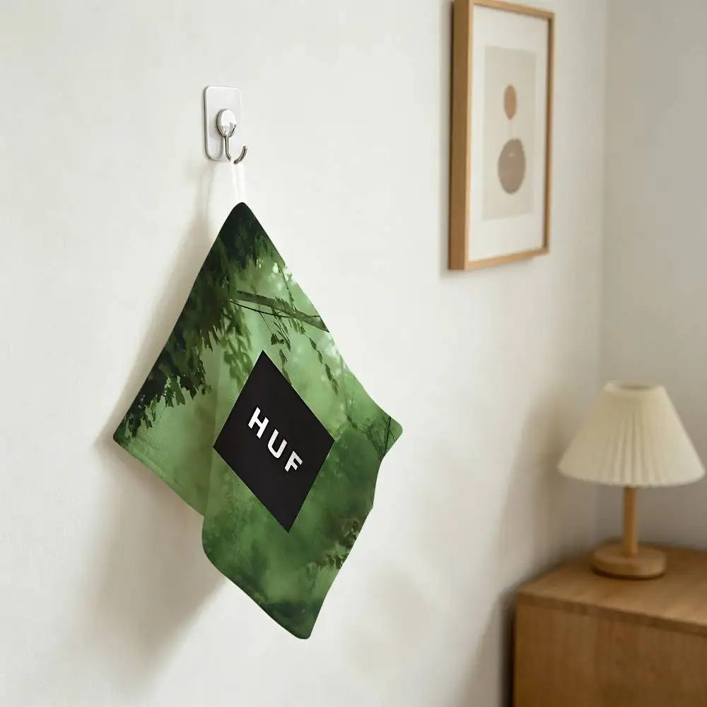 serviette toilette vert motif floral moderne crochets salle bain cuisine 25x30cm