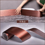 ruban decoratif adhesif or noir blanc marbre brillant moderne mur carrelage porte fenetre