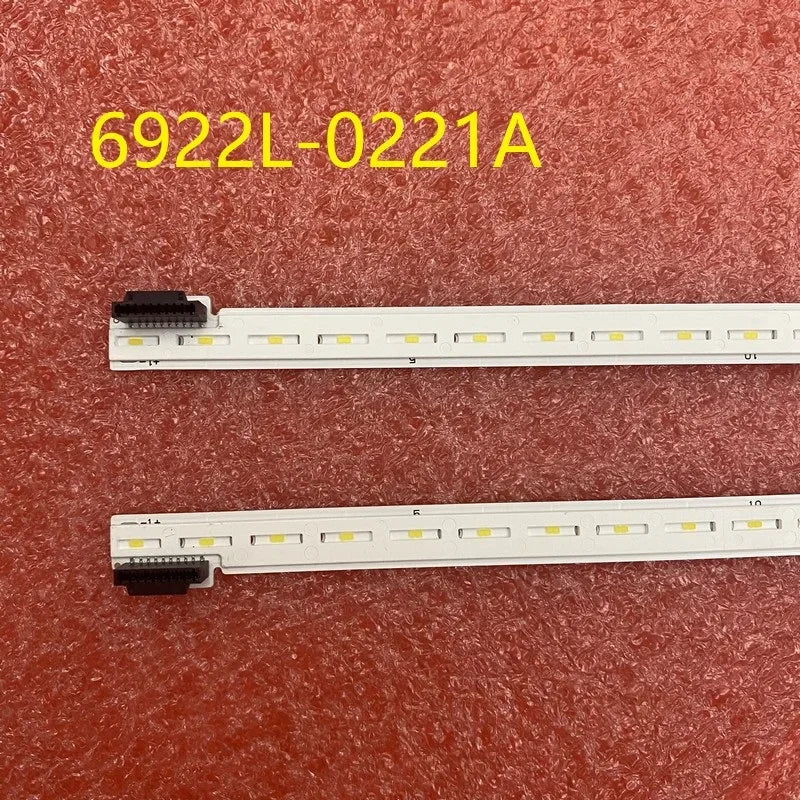 bande led blanche moderne sans câble bouton poussoir fixations invisibles connecteurs
