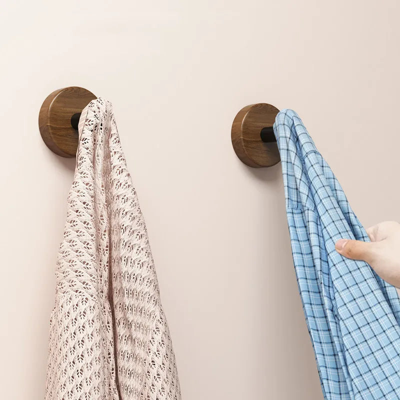 porte serviettes moderne adhésifs texture bois naturel serviettes blanches carreaux bleus minimaliste éponge plaid