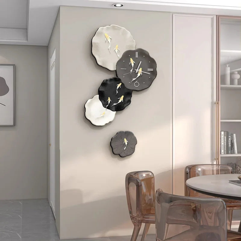 horloge murale moderne décoration intérieure aiguille dorée motifs oiseaux bois blanc noir