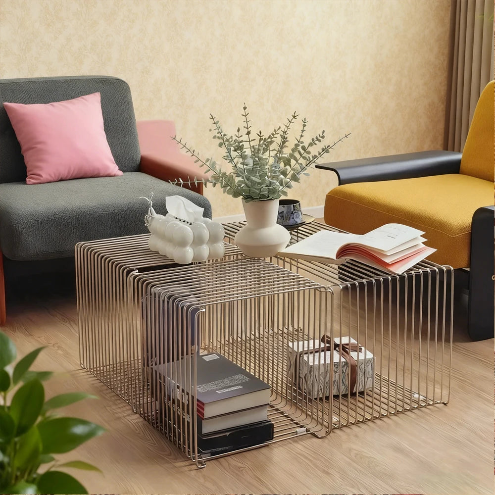table basse métal argentée moderne petite table d'appoint minimaliste grille decoration intérieure salon chevet