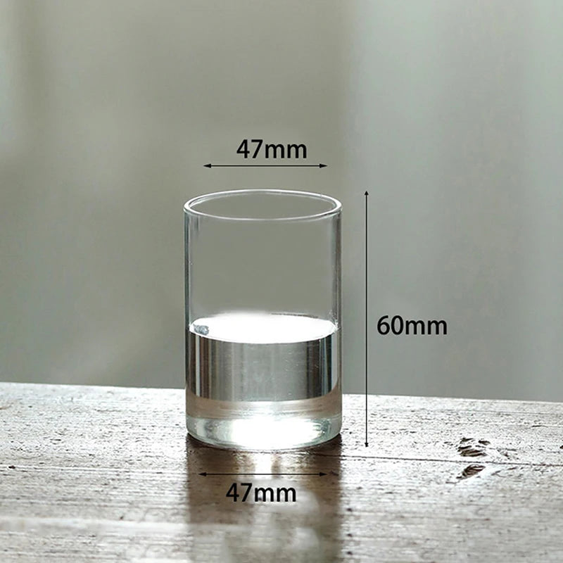 vase verre transparent moderne base bois fleurs artificielles inclusion chambre