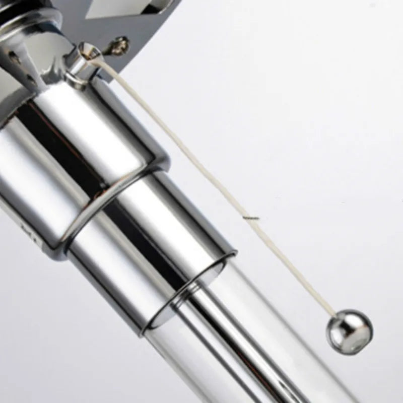 lampe table moderne blanc chrome verre opale interrupteur bouton base plate chambre salon