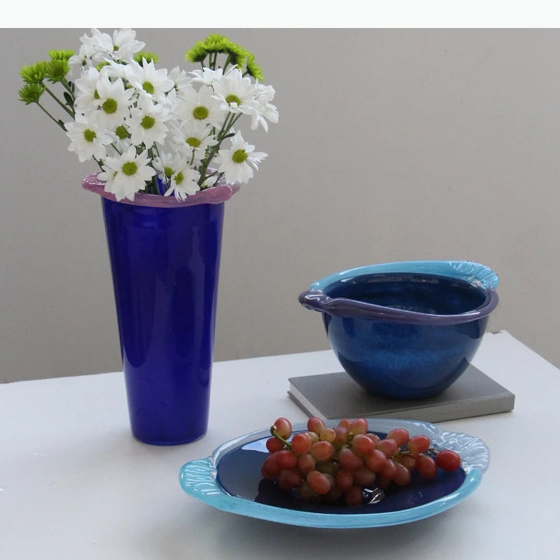 vases verre modernes colorés transparents opaques bols saladiers plats ondulés fleurs fruits table décoration
