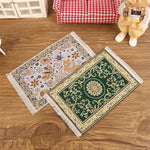tapis miniature animaux nature ornements floraux motifs géométriques franges classique vert rouge