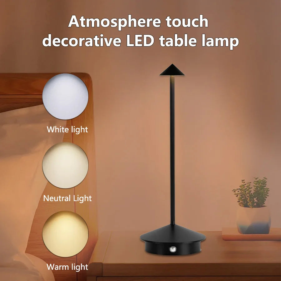 lampe table led contemporaine noire dorée tactile variable ornement décoration salon études