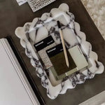 plateau marbre blanc noir moderne élégant rangement décoration stylo bois bracelet blanches