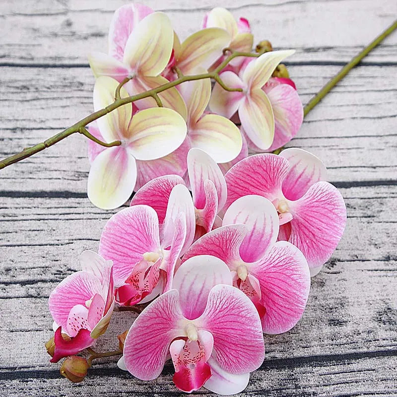décoration intérieure orchidée papillon soie blanche rose élégante mariage fête prénuptiale moderne faux bouquet