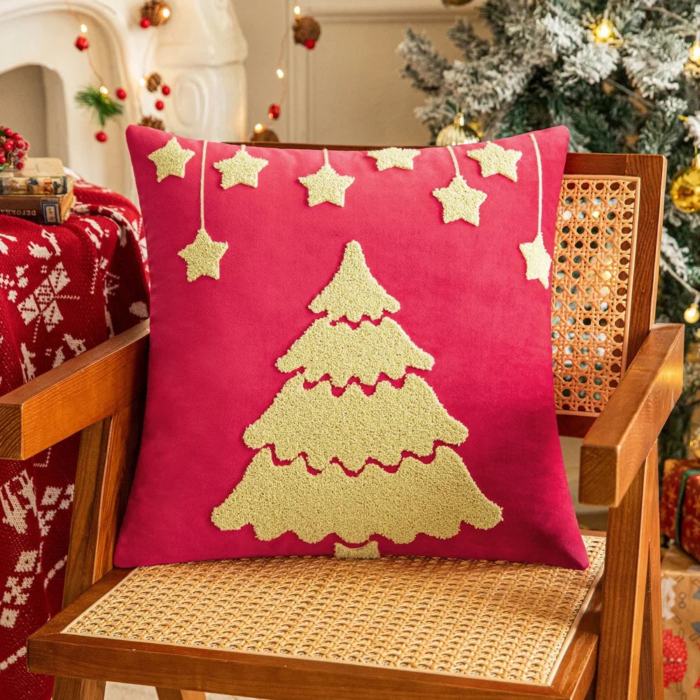 coussin brodé sapin noël rouge vert blanc décoratif festive adhésif étoiles renne père noël