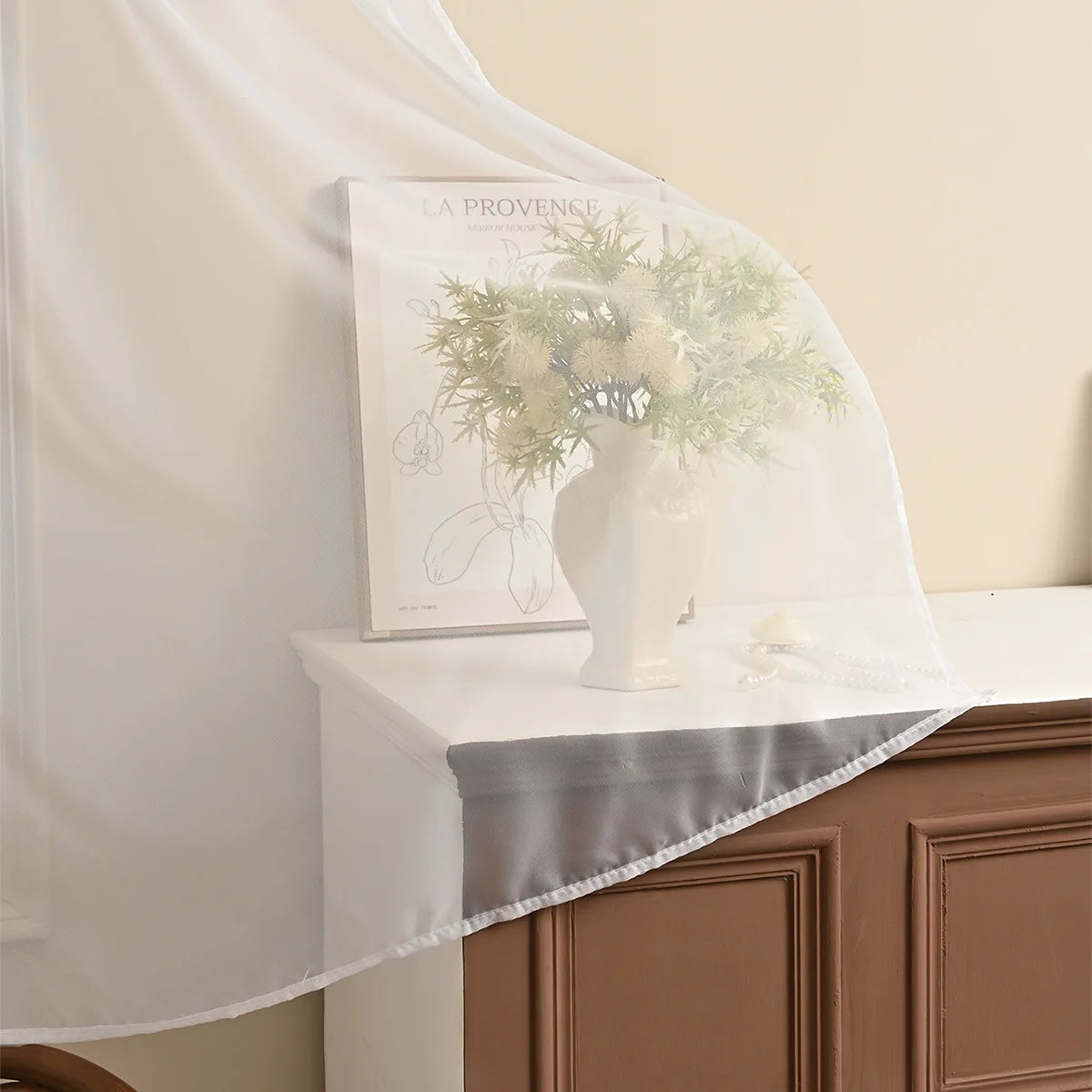 rideau blanc beige rose voile fronces transparent classique romantique deux panneaux anneaux