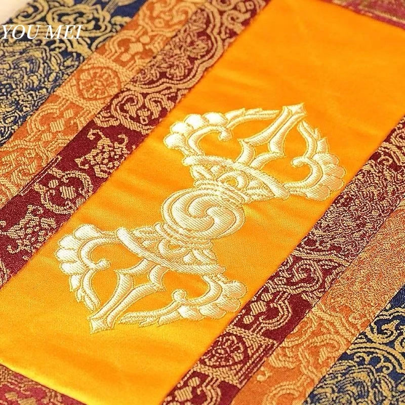 serviette table brodée ornements floraux orange bleu marine rouge classique fait main pâques table