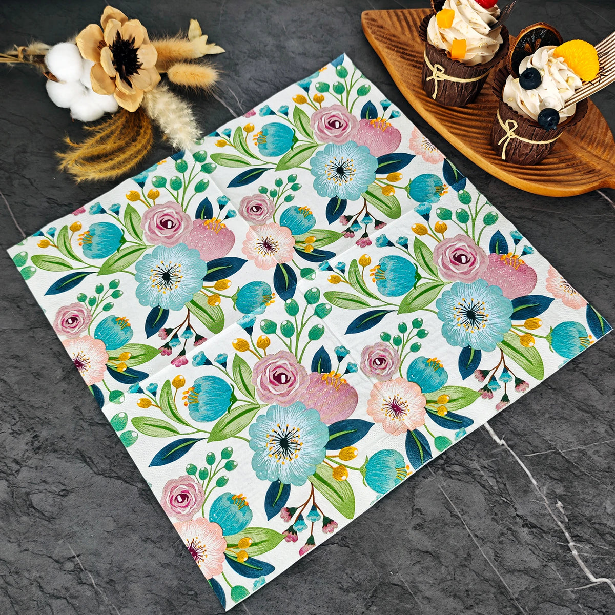 serviettes papier fleur aquarelle blanc rose bleu turquoise vert printanier
