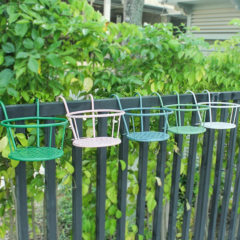 Support pour pots de fleurs en métal léger couleur menthe