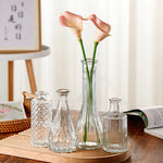 vases transparent modernes classiques motifs géométriques ridés décoration fleurs