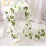 guirlande artificielle fleurs cerisier rose clair blanc anniversaire mariage romantiqueintérieur decoration