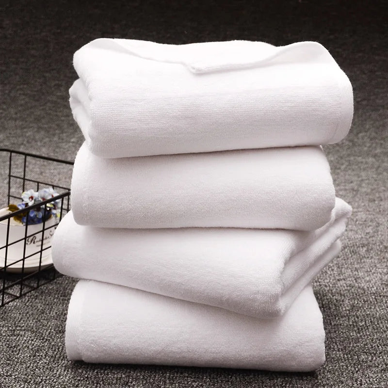 serviettes blanches coton épais absorption rapide dimension 35x75cm qualité haut gamme usage toilette texture