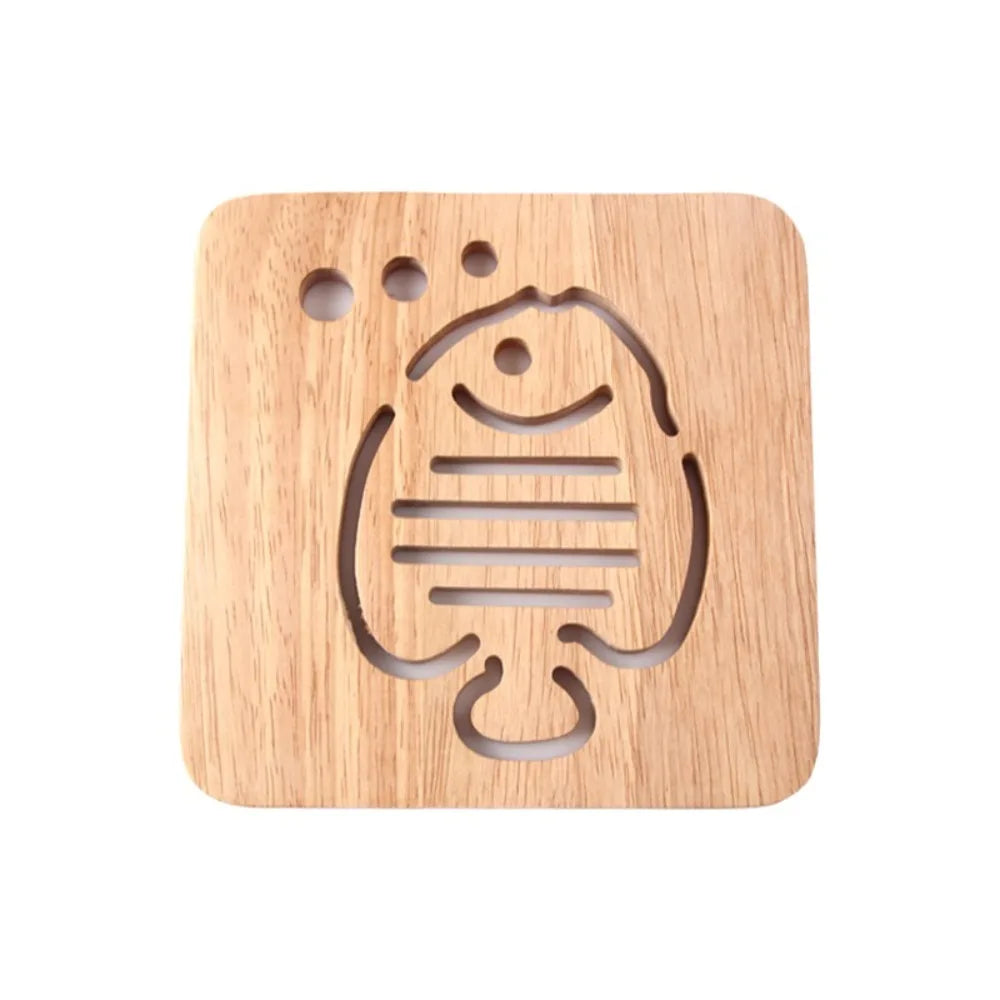 support vaisselle dessin animé poisson gravure bois clair naturel simple antidérapant maison
