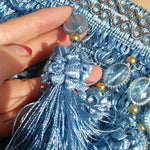 pompons décoratifs bleu gris beige rose marron vert texturé brillant élégants partie bricolage