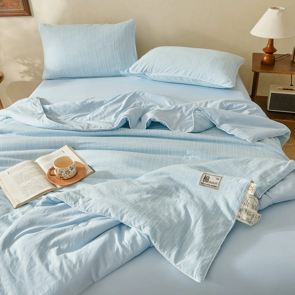 couvre lit été bleu clair rayures fines coton doux respirant moderne chambre maison