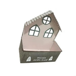 pots suspendus forme nichoir rose gris fleuri fenêtres croisillons bocage jardin decoration rustic