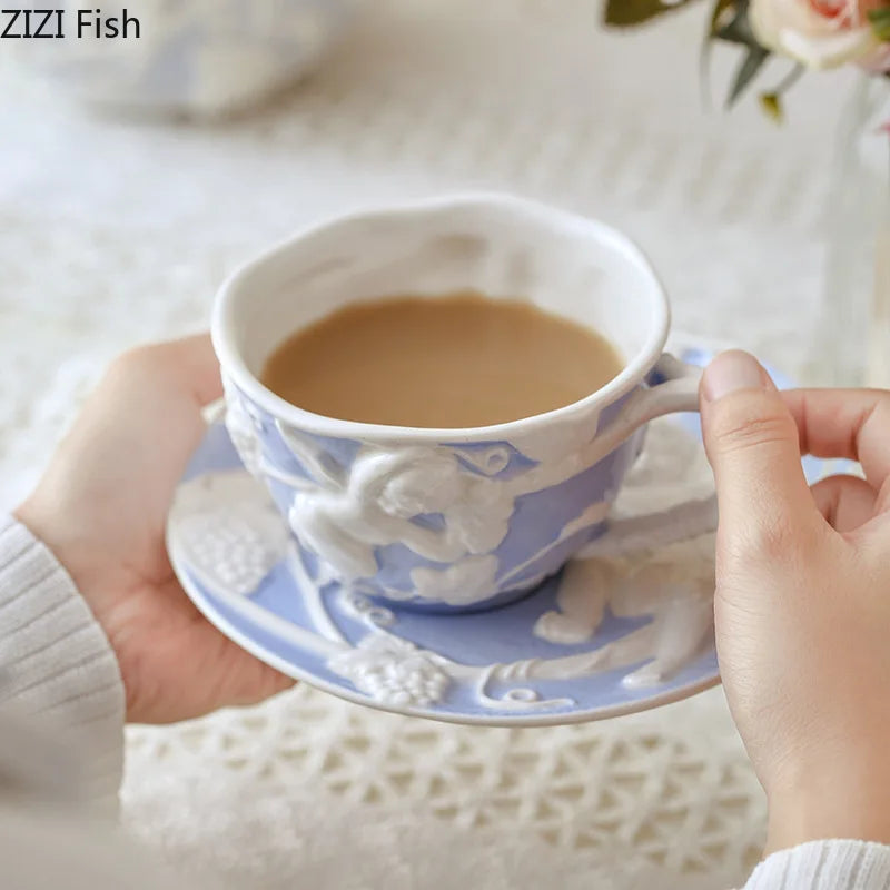 tasse céramique porcelaine ange feuilles rose blanc classique théière soucoupe couvercle