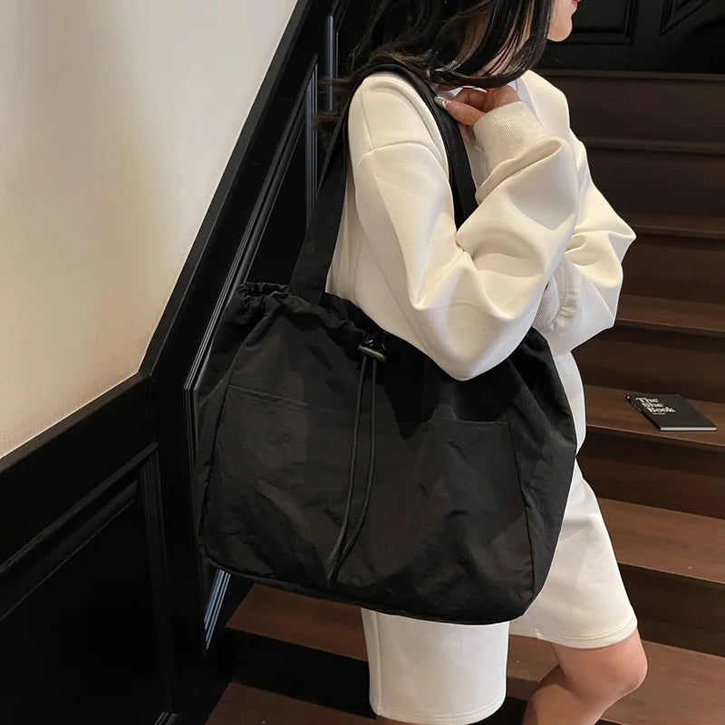 sac bandoulière femme toile polyvalent fourre tout poche zippée décontracté occassionnel marron clair vert