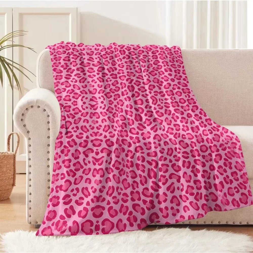 couverture polaire rose motif léopard douce canapé lit chambre décoration intérieure moderne confort