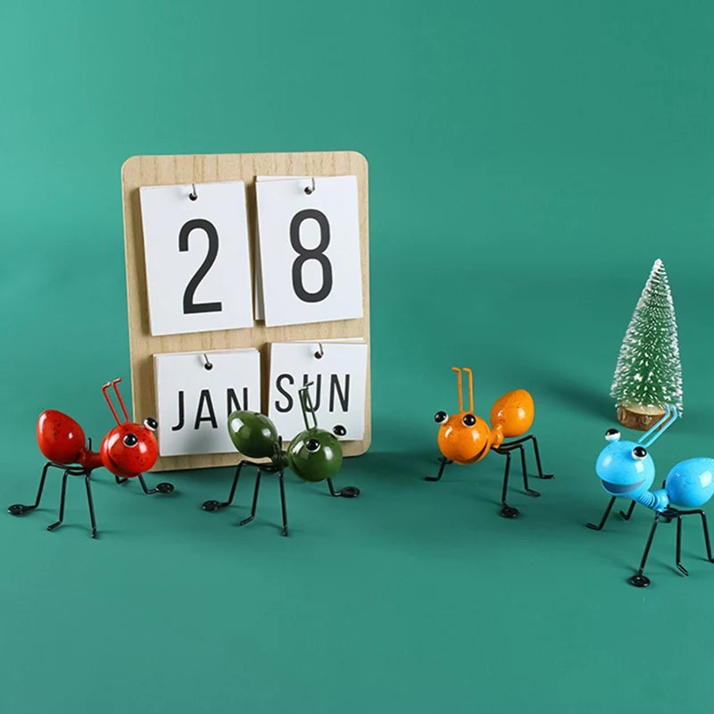 figurines insectes decoratives metal rouge vert orange bleu jaune antennes corps exterieur jardin mur