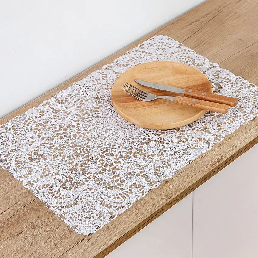 Napperon creux décoration table mariage élégante