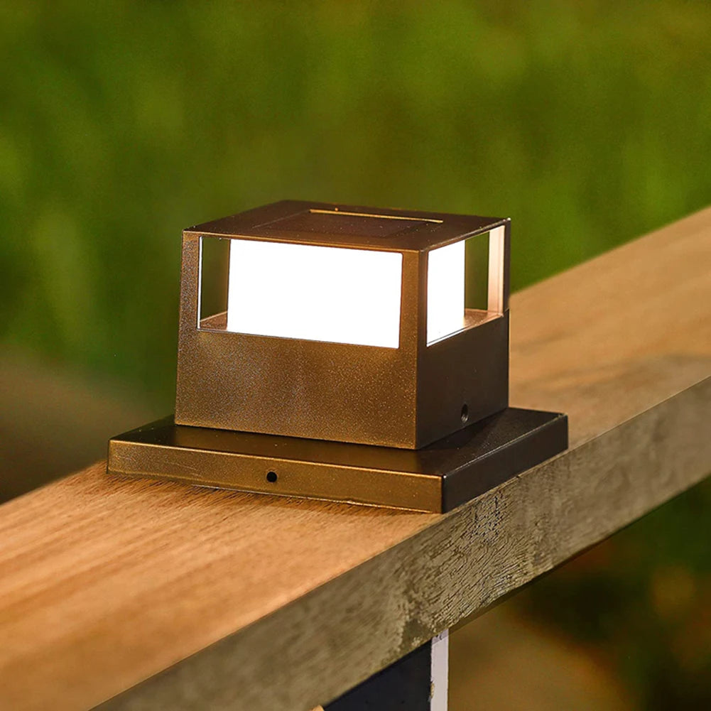 lampe solaire extérieure post bois moderne minimaliste noir bronze jaune led