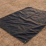 tapis sol camping vert foncé noir oxford robuste texture tissée pratique oeilletsextérieur camouflage
