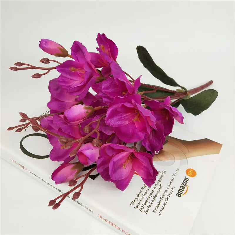 bouquet artificiel fleurs magnolia soie blanc bleu violet rouge intérieur décoration maison anniversaire fête